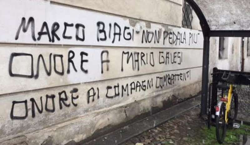 Sui muri insulto alla memoria Marco Biagi