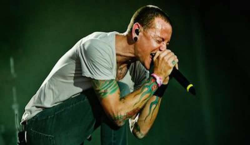 Suicida il cantante dei Linkin Park, Chester Bennington: aveva 41 anni