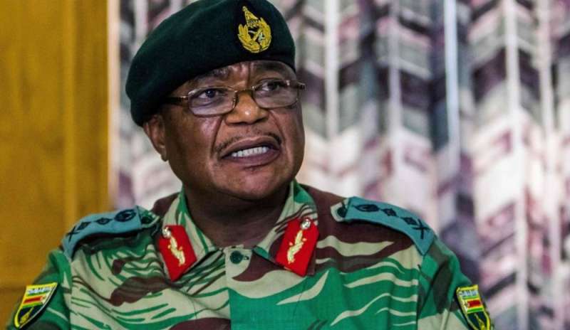 Tank e militari nel centro di Harare: si teme un golpe