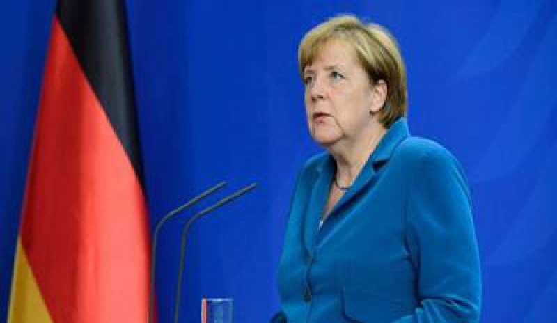 Tedeschi infuriati per il dieselgate: Merkel perde 10 punti nei sondaggi