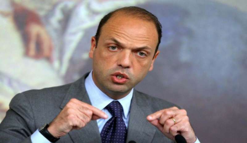 Terrorismo, Alfano: “Nessuna minaccia specifica in Italia”