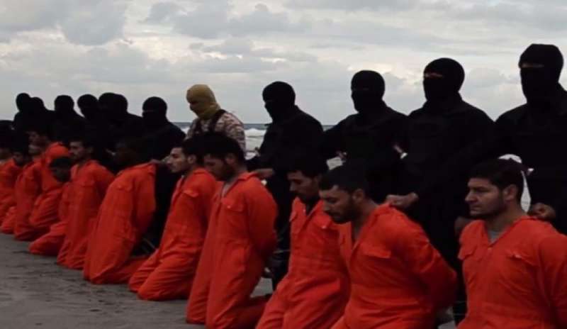 Tornano dalla Libia i resti dei 20 martiri copti