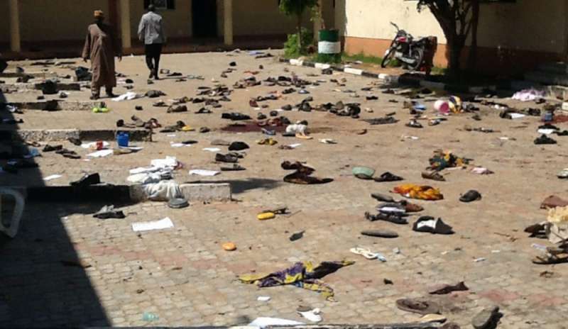 Tre attentati suicidi di Boko Haram: decine di morti</p>