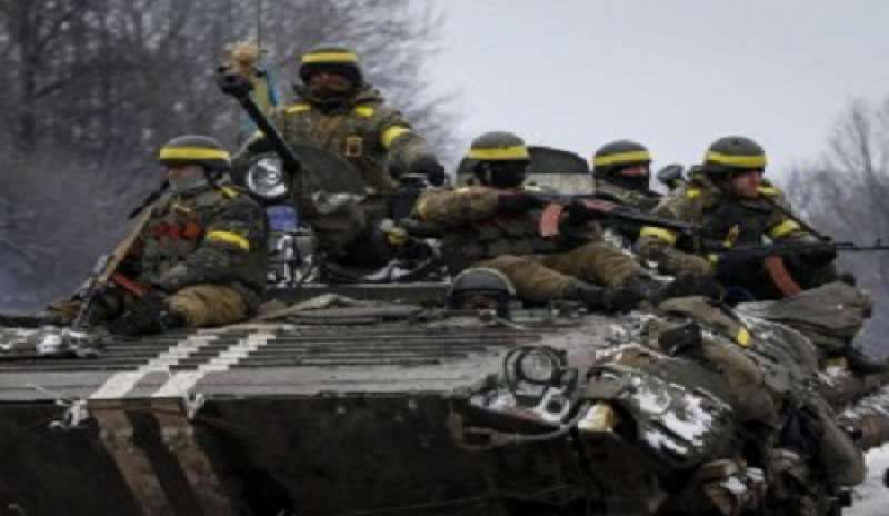 Tregua debole, ritirata delle truppe di Kiev da Debaltsevo