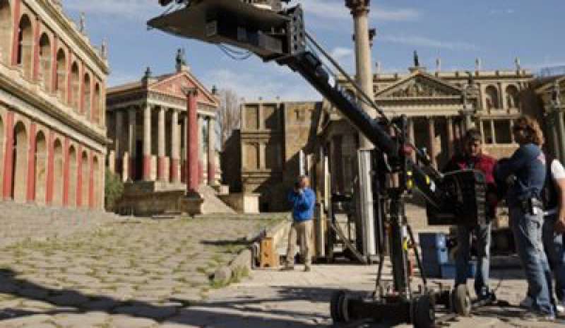 Troppi set cinematografici a Roma, il Municipio I: “Ripristino della tassa per chi gira film”