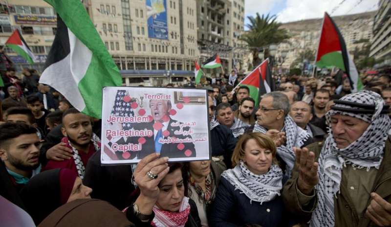 Trump: “Stop agli aiuti se i palestinesi non negoziano”