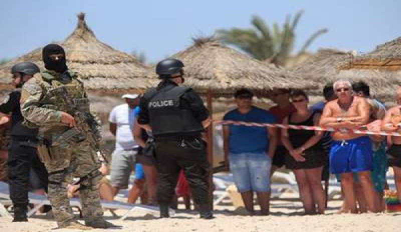 TUNISIA: DOPO L’ATTENTATO DI SOUSSE CROLLA IL TURISMO