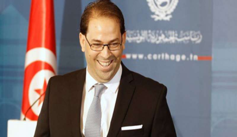 Tunisia: il governo Chaded bis incassa la fiducia, punterà su sviluppo e lotta alla corruzione