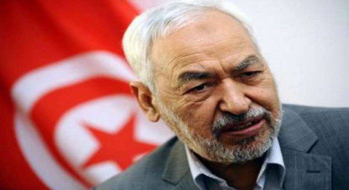 Tunisia: il leader islamista Ghannouchi propone ai laici un governo di coalizione
