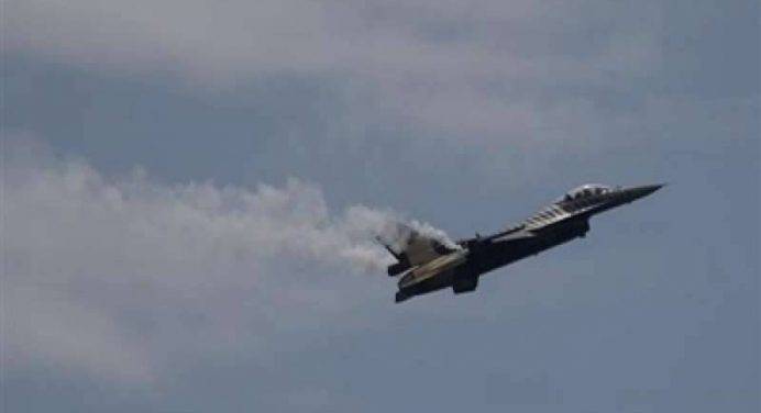 Turchia, raid aerei su presunte postazioni curde in Iraq e Siria