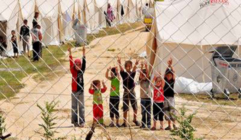 Turchia, Unicef: 380 mila bambini siriani rifugiati ancora senza istruzione scolastica