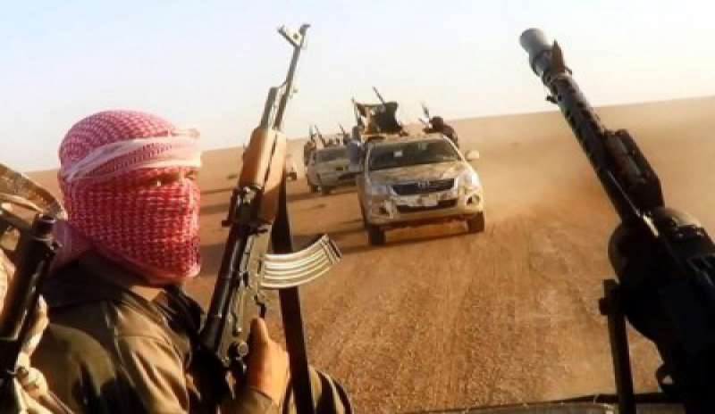 Uccide 7 jihadisti a Tikrit per vendicare la morte del figlio