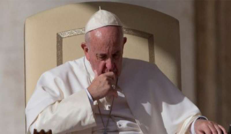 Un finto “Osservatore Romano” per colpire il Pontefice