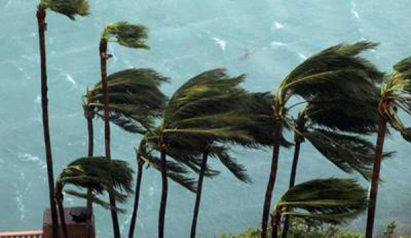 Uragano Matthew, sale a 102 il bilancio delle vittime. Paura in Florida