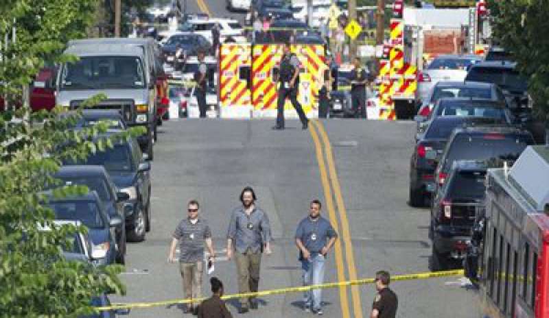 Usa, sparatoria vicino Washington: grave il deputato Scalise, morto l’attentatore