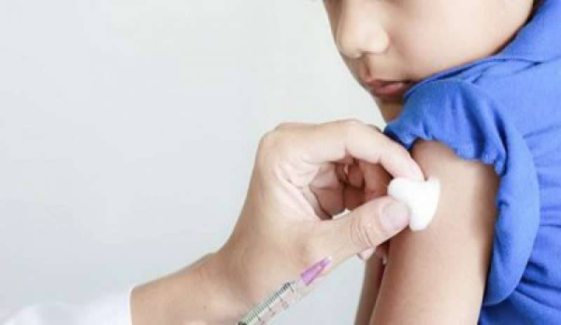 Vaccini: “Il consenso informato serio non c’è mai stato”