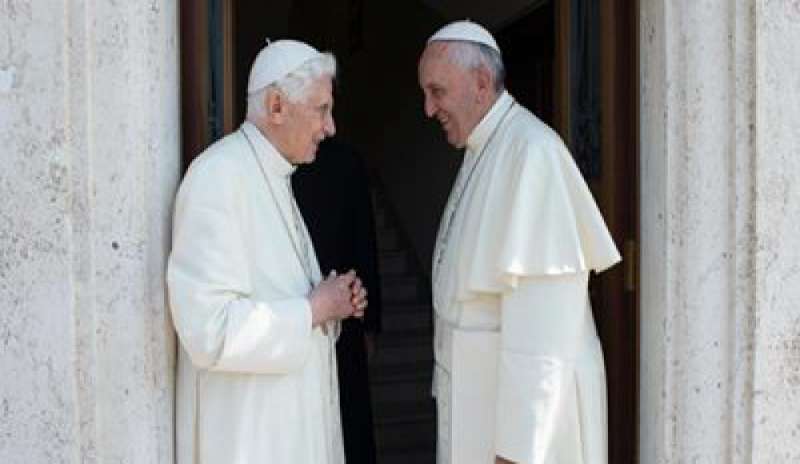 Papa Benedetto XVI, otto anni fa la rinuncia