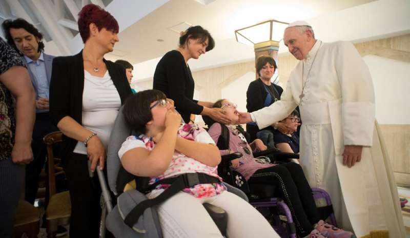 Venerdì della Misericordia: il Papa in visita al S. Lucia