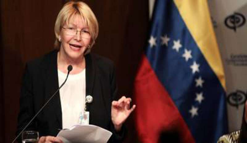 Venezuela, la Costituente di Maduro apre la “caccia ai dissidenti”: nel mirino il Procuratore Generale Ortega