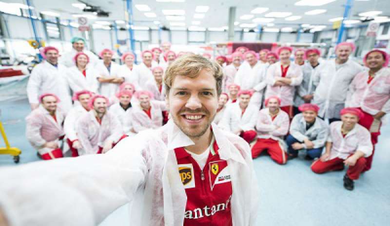 Vettel coccola la Ferrari: “E’ un sogno, me ne aveva parlato Schumi”