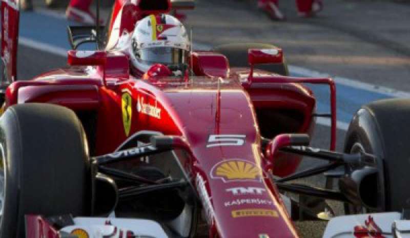 Vettel primo nei test di Jerez F1 2015