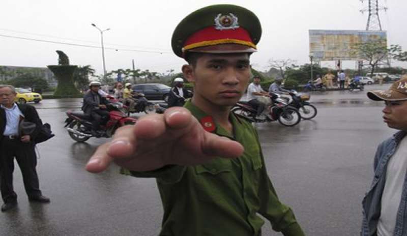 Vietnam: arrestato un altro blogger che sfiduciava lo Stato