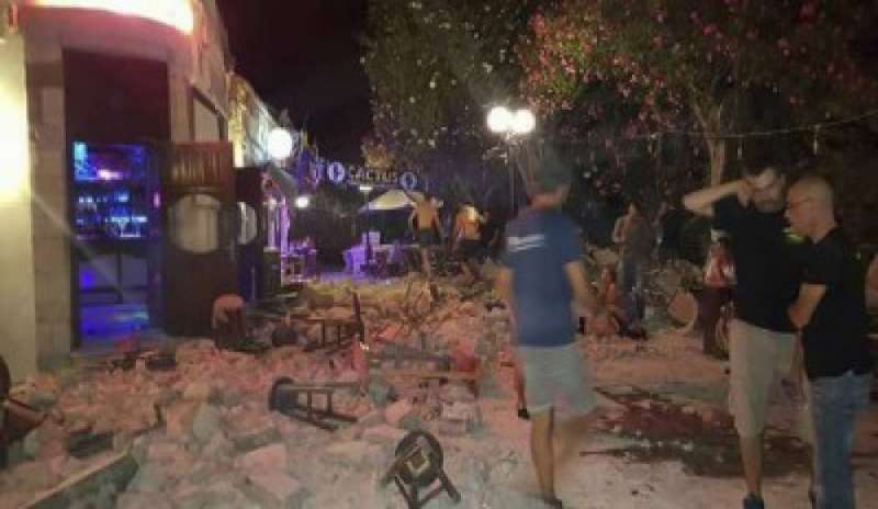 Violento terremoto tra Grecia e Turchia: due morti a Kos e almeno 120 feriti