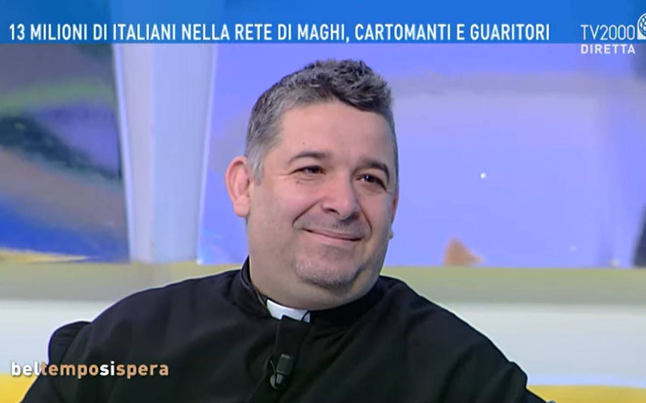 Don Buonaiuto: “13 milioni di italiani nella rete di maghi, cartomanti e guaritori”