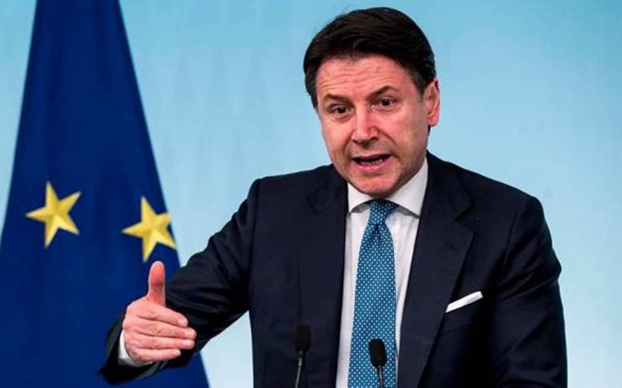 Conte blinda l’Italia: “Tutta la Penisola è zona rossa”