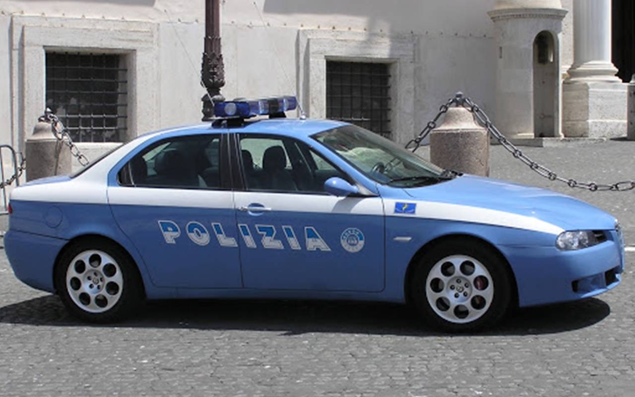 Messina: un anziano spara a una donna e poi si suicida