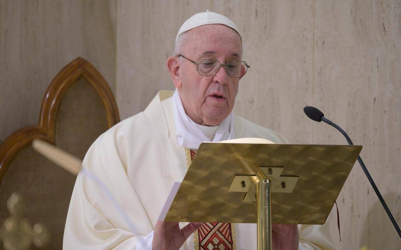 Il Papa prega affinché tutti abbiano la grazia della prudenza