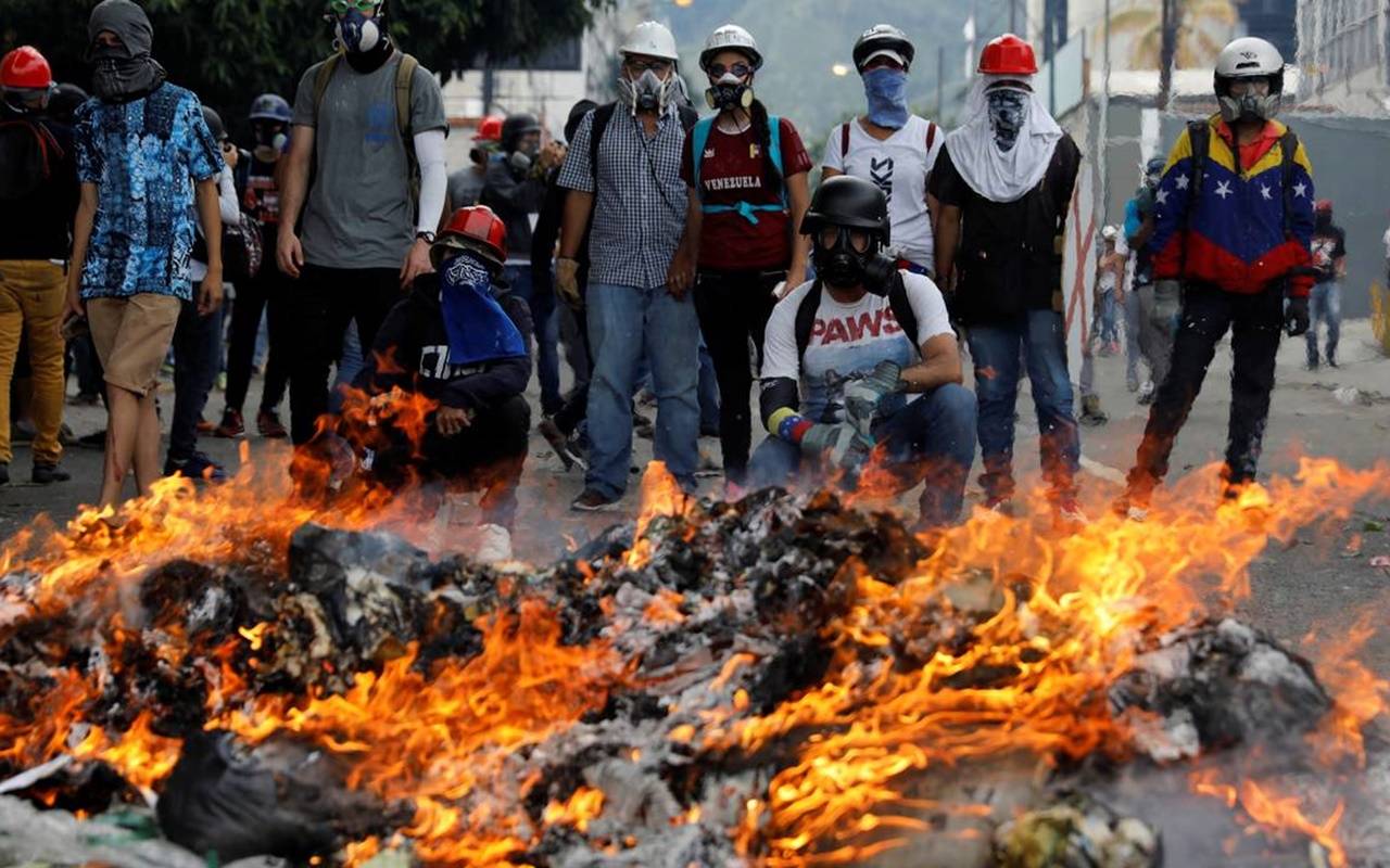 Covid-19. Venezuela, la denuncia dell’opposizione: “Violenze sui manifestanti”