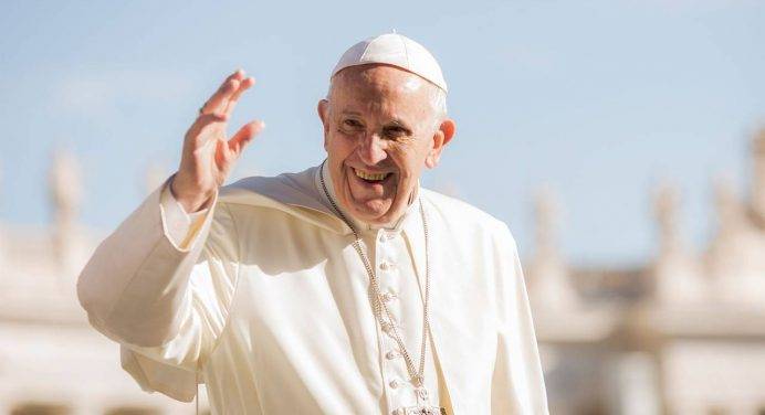 Papa Francesco ricoverato al Gemelli per un intervento all’intestino