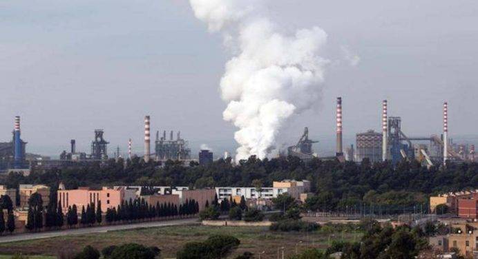 Pnrr, dalla devastazione ambientale alla decarbonizzazione di Taranto