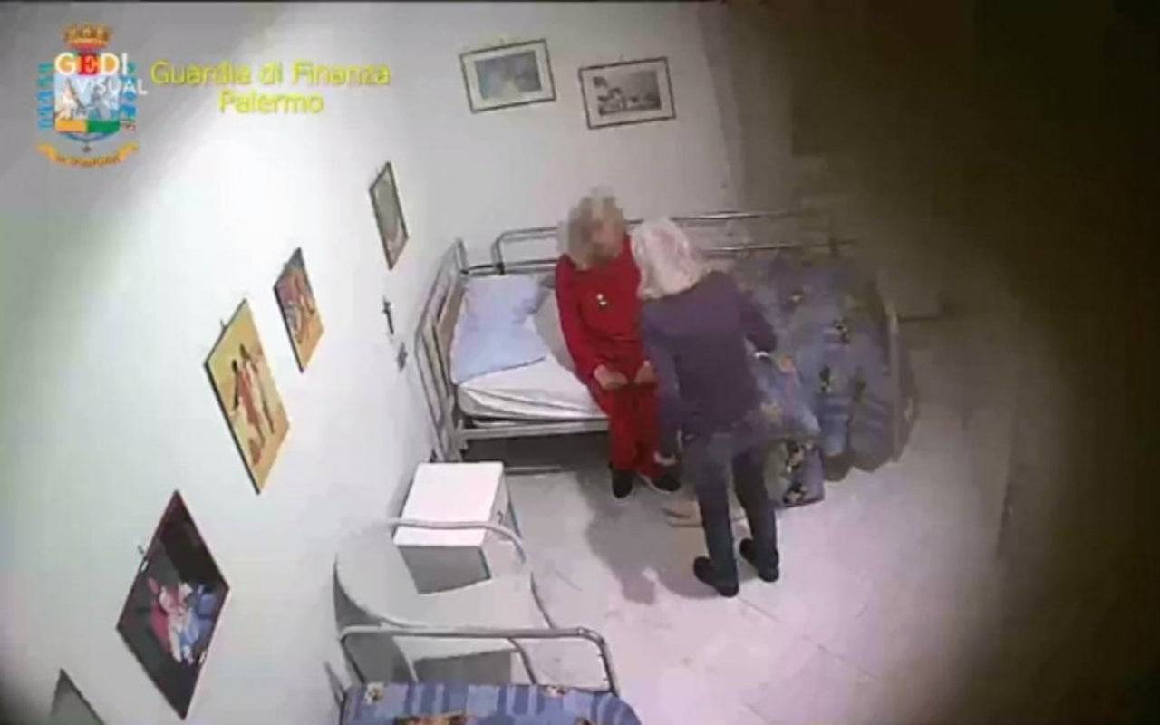 “Se tu ti muovi ti rompo una gamba”, 6 arresti nella casa di riposo lager a Palermo