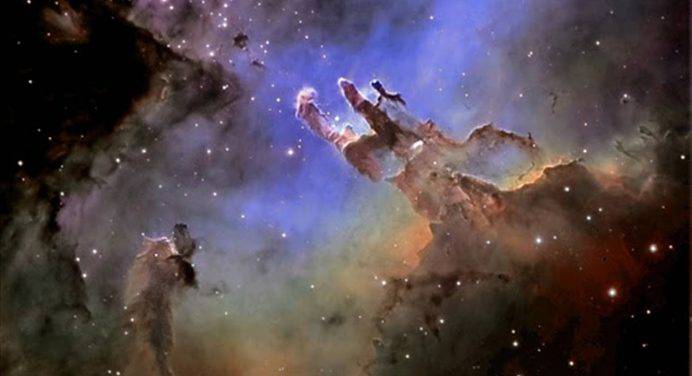 Il telescopio Hubble compie 30 anni: il regalo lo fa lui ai “terrestri”