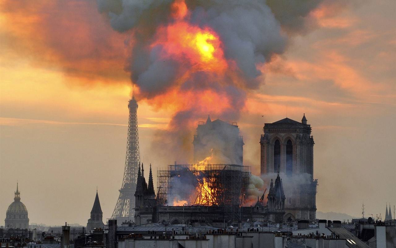 Notre Dame, un anno fa il rogo che sconvolse il mondo
