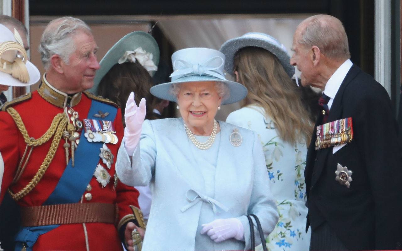 Elisabetta II festeggia 94 anni. Cosa rappresenta per gli inglesi?