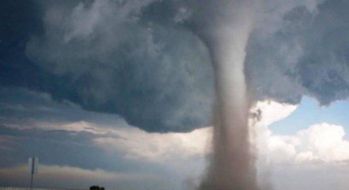 Stati Uniti: violento tornado in Mississipi, 6 morti