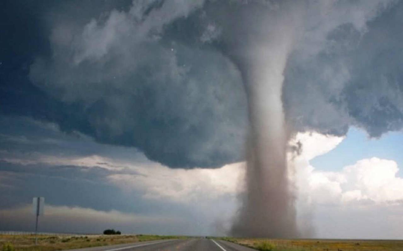 Usa: violento tornado in Oklahoma, ingenti danni