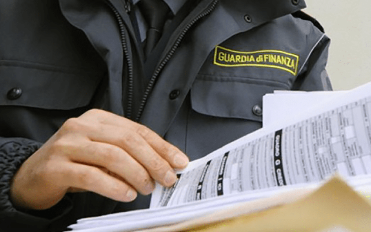 Parma, scoperta maxi frode fiscale: 7 arresti, contatti coi clan