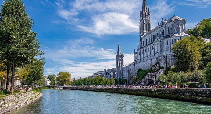 Coronavirus, sabato riapre parzialmente il Santuario di Lourdes