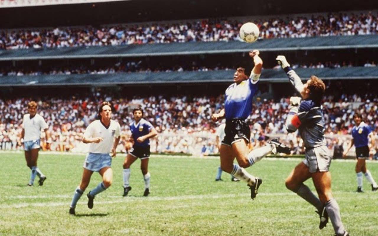 Accadde oggi: 34 anni fa il gol di Maradona con la “Mano de Dios” (VIDEO)