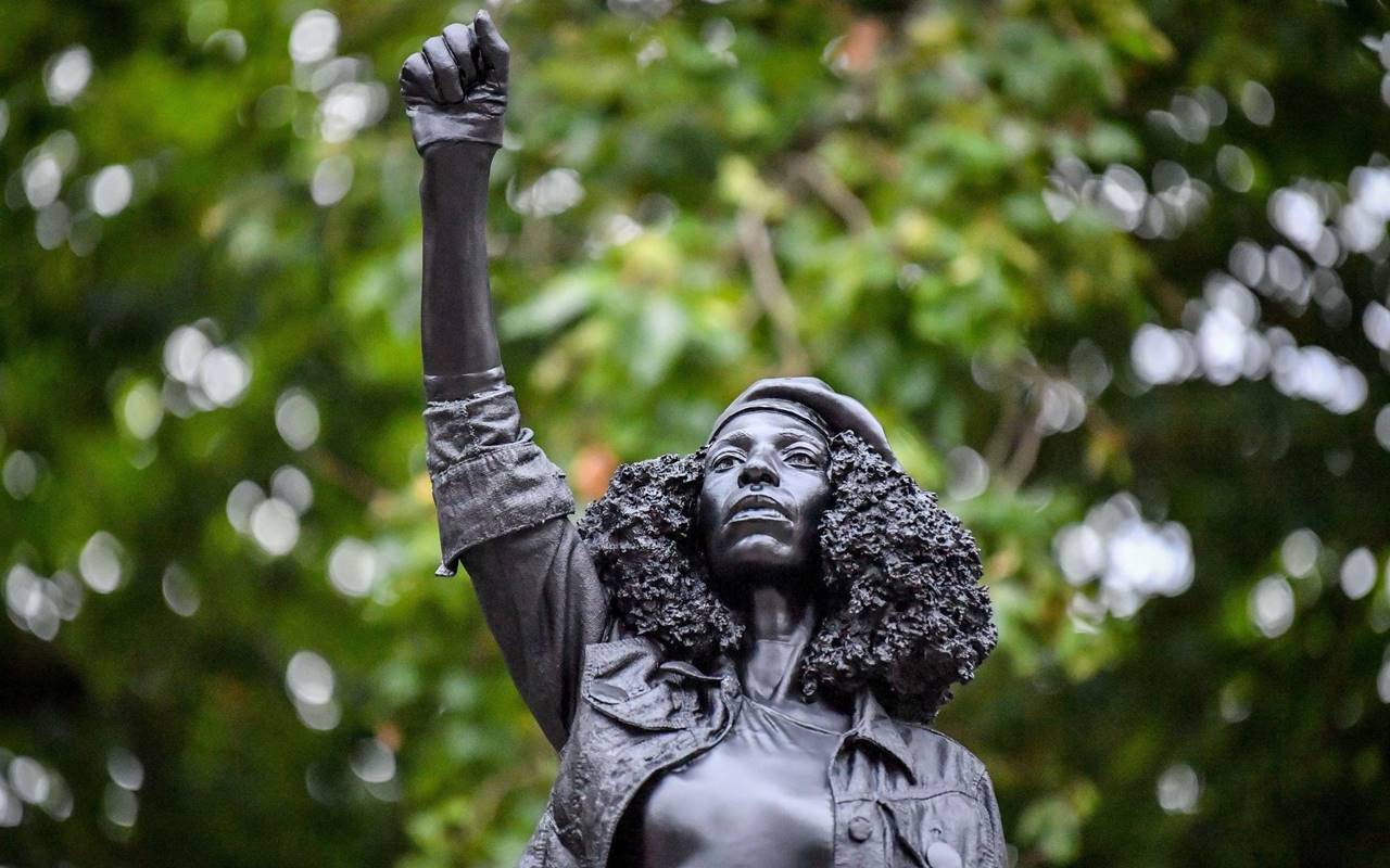 A Bristol il primo “monumento” al Black Lives Matter
