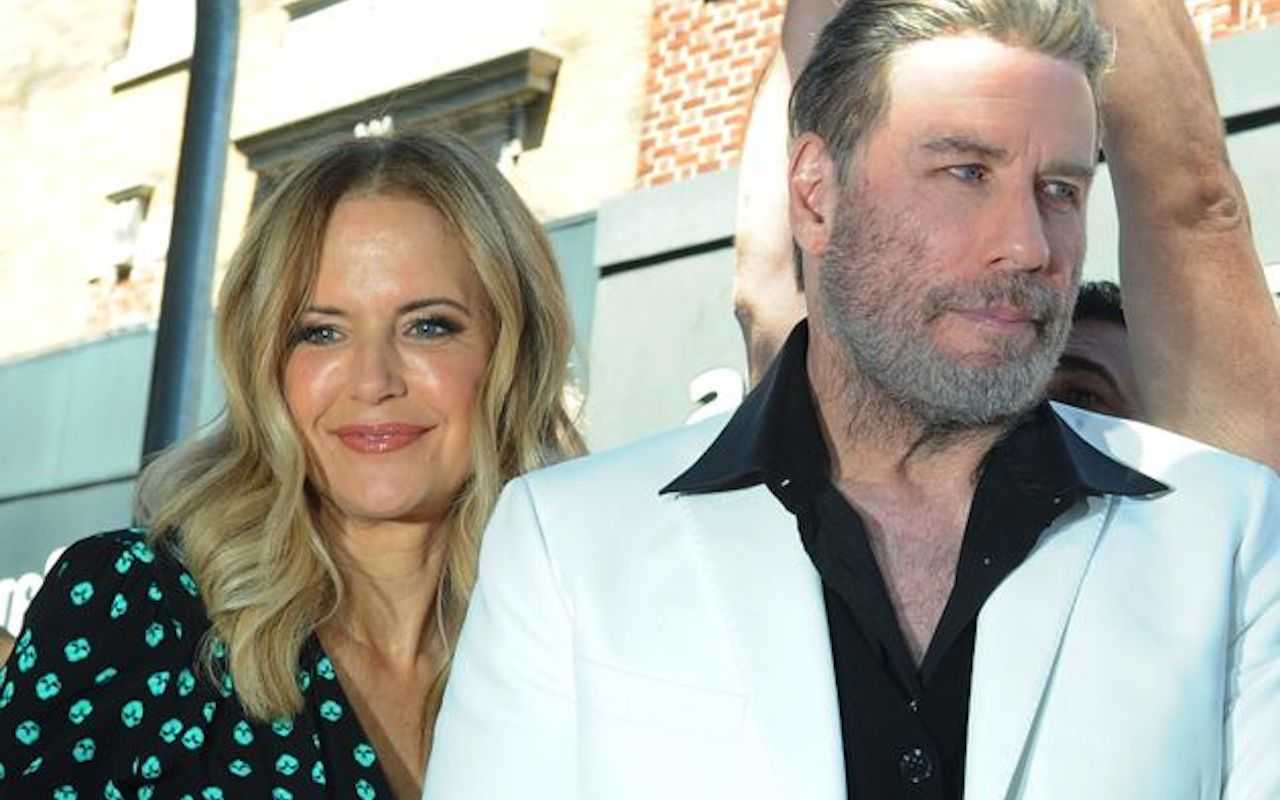 Nuova tragedia nella famiglia di John Travolta: é morta la moglie Kelly Preston