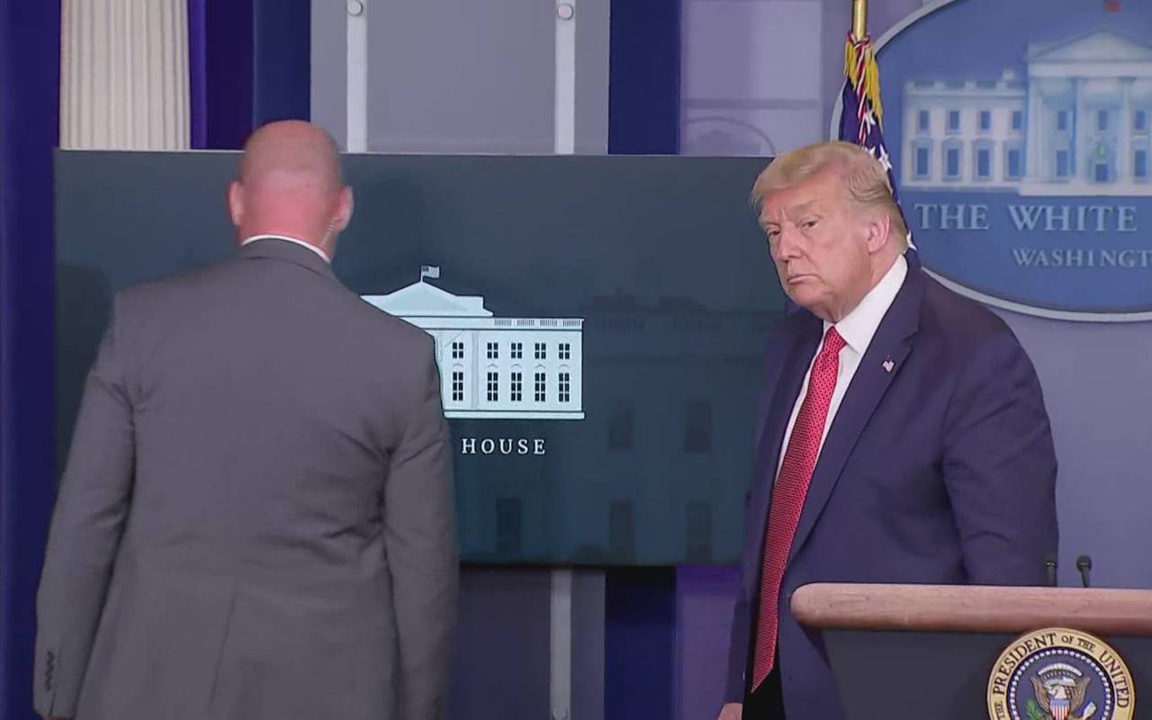 Spari vicino alla Casa Bianca, Trump lascia la conferenza sulla sicurezza