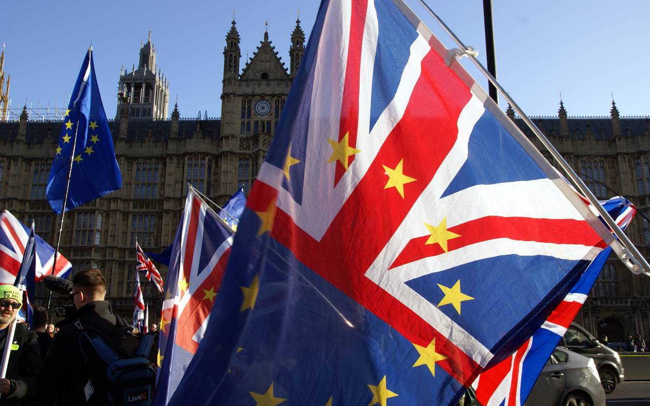 Brexit, l’Europa preme su Londra: “Serve una nuova marcia”