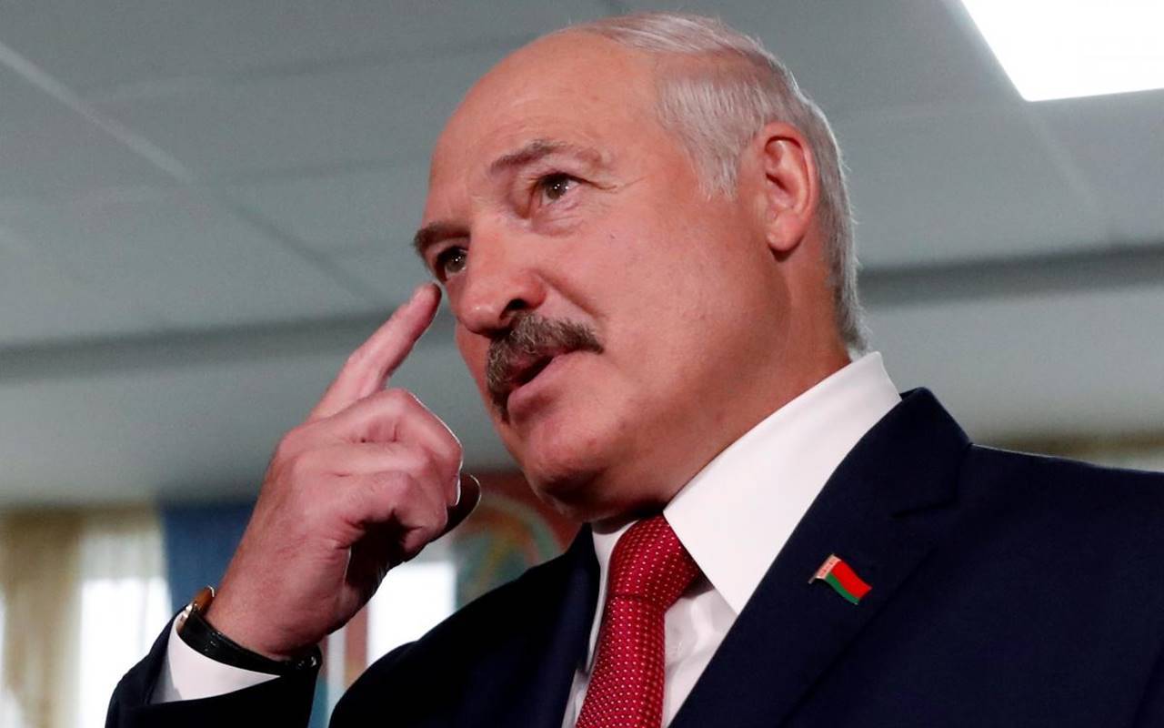 Bielorussia, scacco Ue a Lukashenko: “Dal 5 novembre non lo riconosceremo”