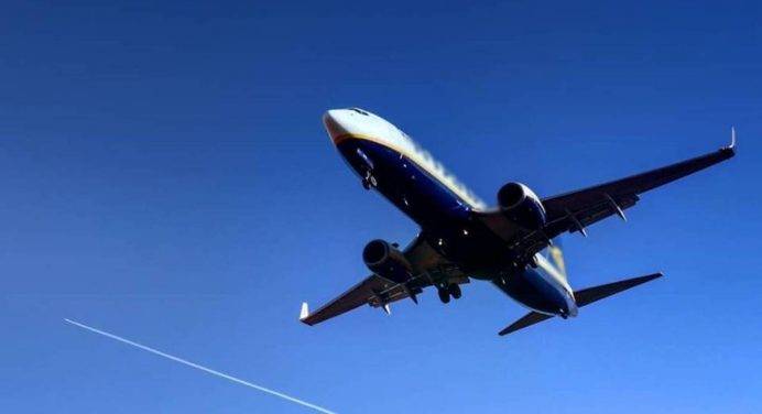 Tragedia aerea sfiorata: due Boeing rischiano l’impatto in volo
