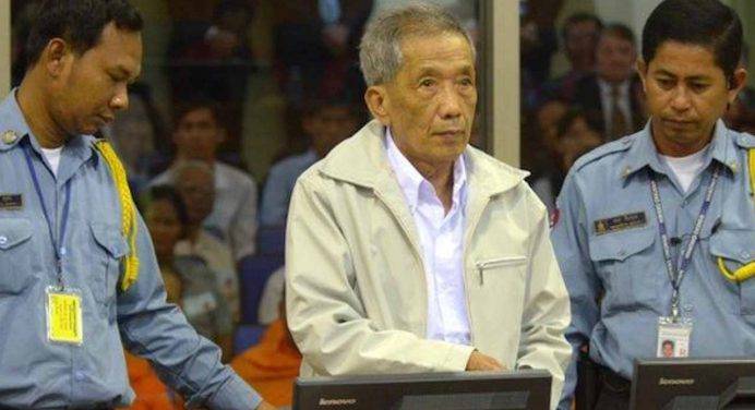 Cambogia: è morto l’ex capo torturatore dei Khmer Rossi. Ecco la sua storia